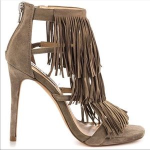 TAN FRINGED HEELS